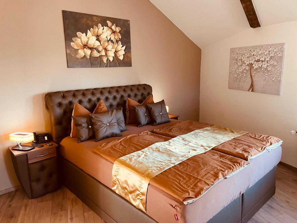Schlosshotel Eyba Bad Blankenburg Bagian luar foto