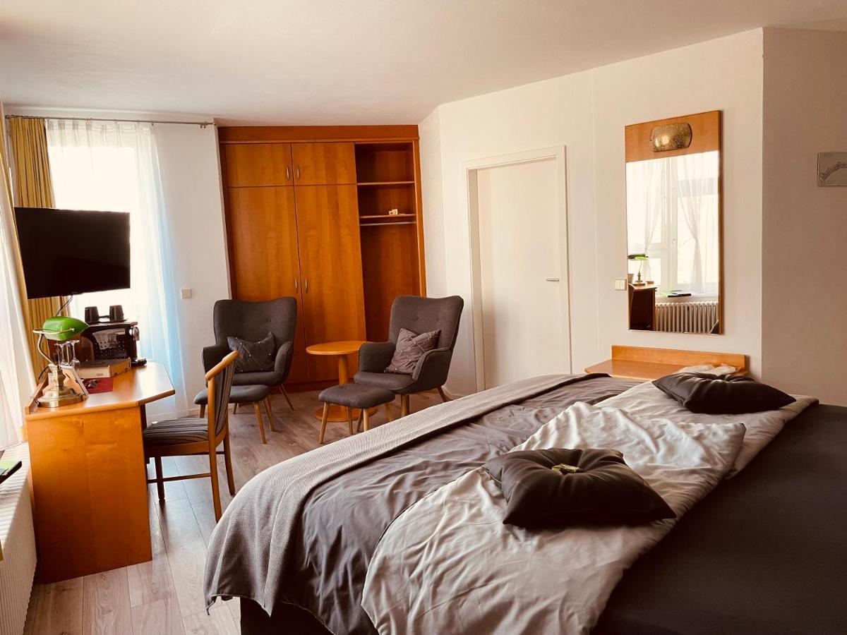 Schlosshotel Eyba Bad Blankenburg Bagian luar foto