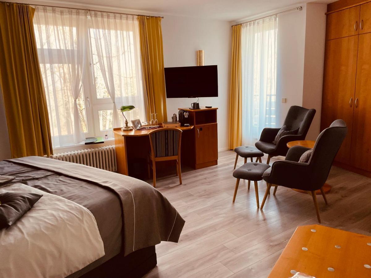Schlosshotel Eyba Bad Blankenburg Bagian luar foto