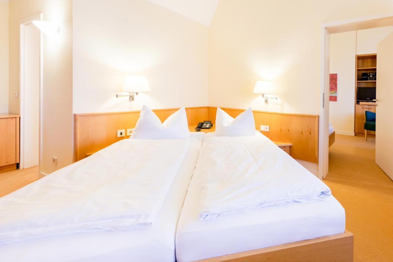 Schlosshotel Eyba Bad Blankenburg Bagian luar foto