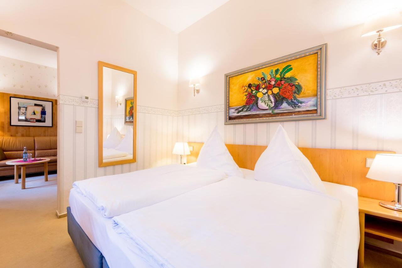 Schlosshotel Eyba Bad Blankenburg Bagian luar foto