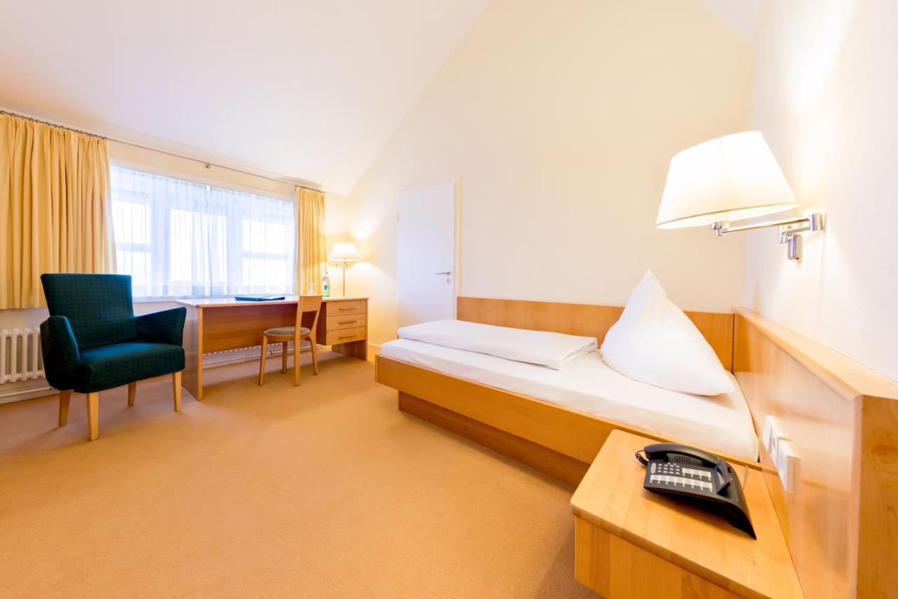 Schlosshotel Eyba Bad Blankenburg Bagian luar foto